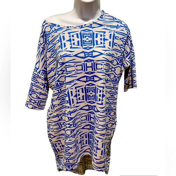 LuLaRoe Irma - Picture 1 of 4